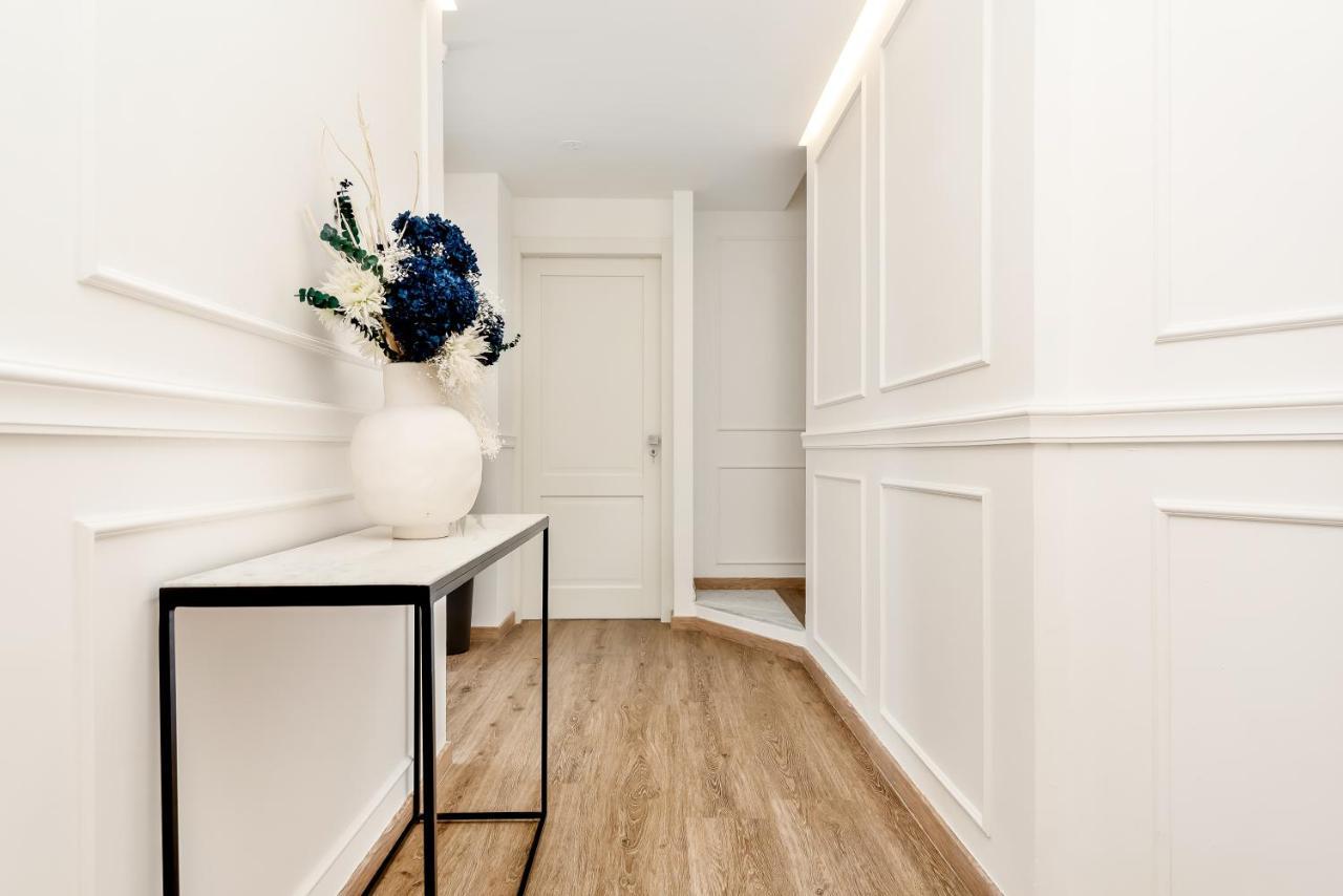 Nelli Rooms Via Veneto Специя Екстериор снимка