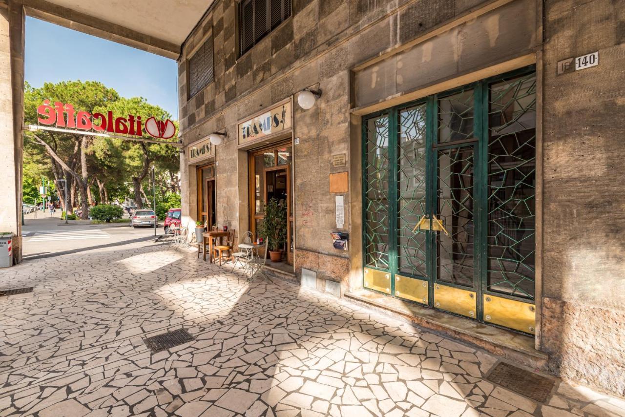 Nelli Rooms Via Veneto Специя Екстериор снимка
